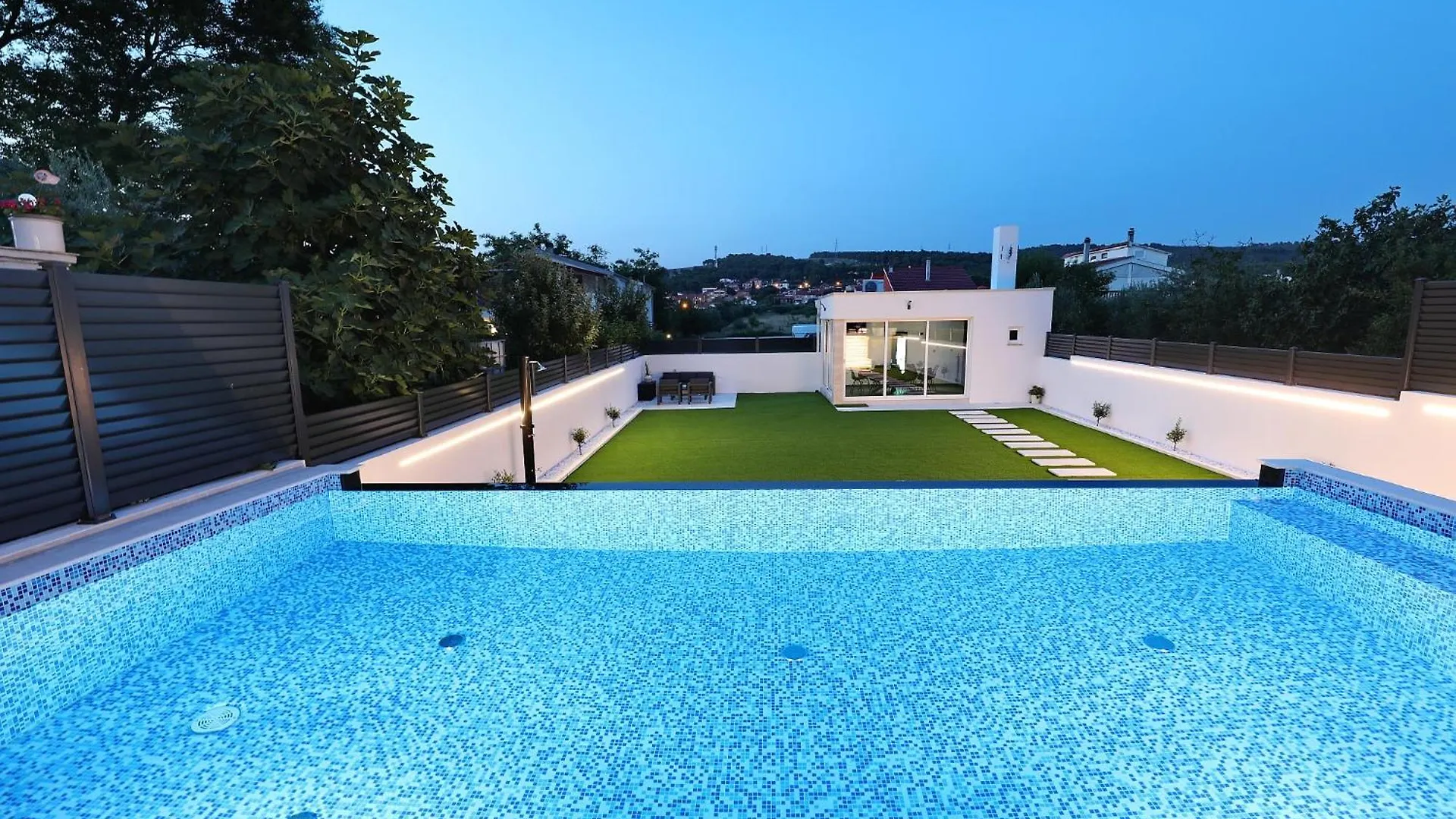 Villa Nocturno #Pool #Jacuzzi #Fitness #Konoba Bibinje Croatia
